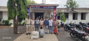जावर पुलिस को मिली बड़ी सफलता,पंजाब से लाये गये डोडा चूरे की खेप ठिकाने लगने के पहले ही पुलिस ने पकड़ी,आरोपी पंजाब के मनसा जिले का,इससे हो कड़ी पूछताछ