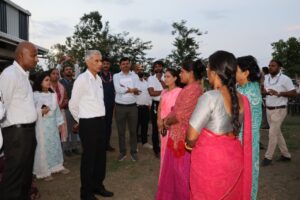 मुख्य सचिव श्री अनुराग जैन ने किया भाऊखेड़ी आजीविका पार्क का निरीक्षण,मुख्य सचिव ने की महिलाओं की दक्षता और प्रस्तुतिकरण की सराहना,ऑर्गेनिक उत्पादों के सर्टिफिकेशन और ब्रॉडिंग पर दिया विशेष जोर