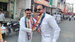 आज की खबर आज……आष्टा हैडलाइन’दशलक्षण पर्व के समापन पर नगर में निकली भव्य शोभायात्रा’सुभाष चौक पर नगरपालिका ने किया मुनि श्री एवं समाजजनों का भावभिना स्वागत